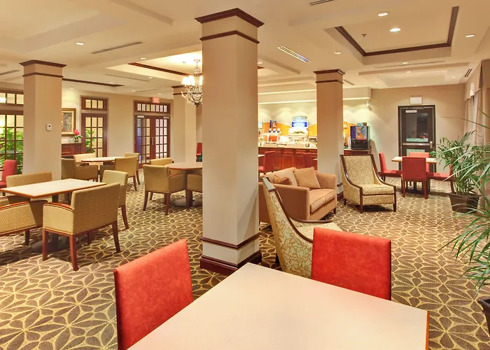 Holiday Inn Express Hotel & Suites Brockville By Ihg