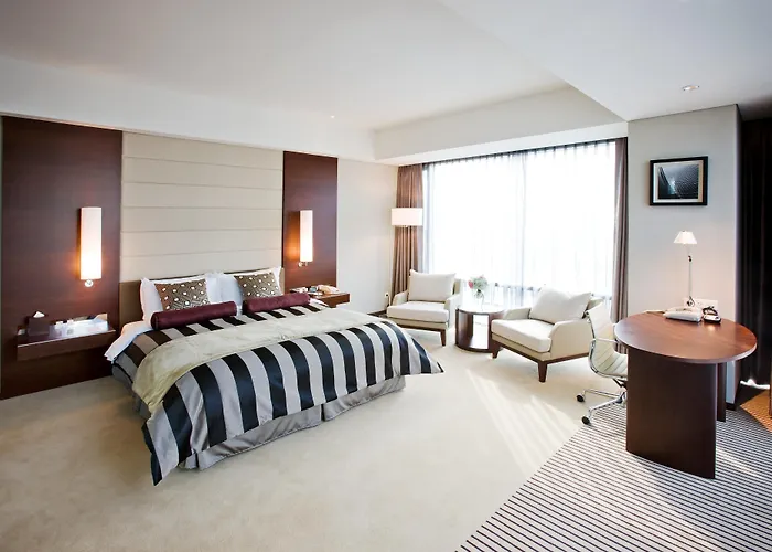 Ramada Plaza By Wyndham Suwon Hotel