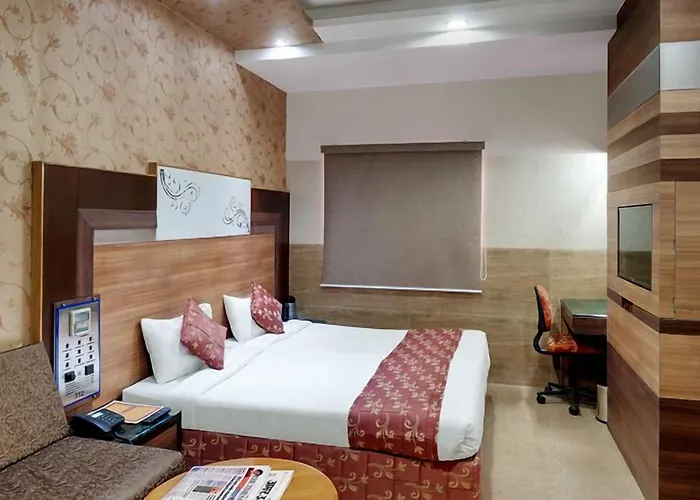 Amar Yatri Niwas Hotel Agra 