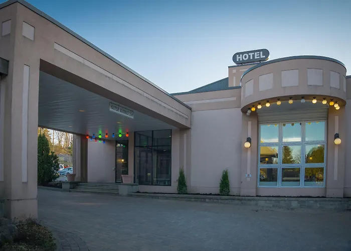 Chateau Logue Hotel Maniwaki