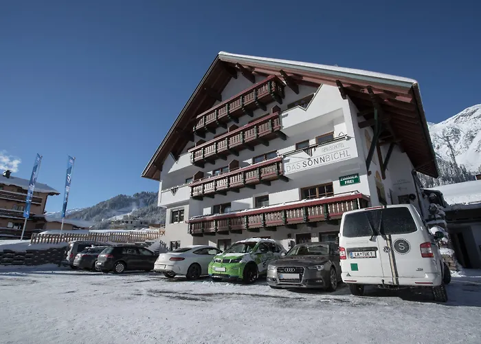 Hotel Die Arlbergerin - Design&Tiroler Gemütlichkeit St. Anton am Arlberg