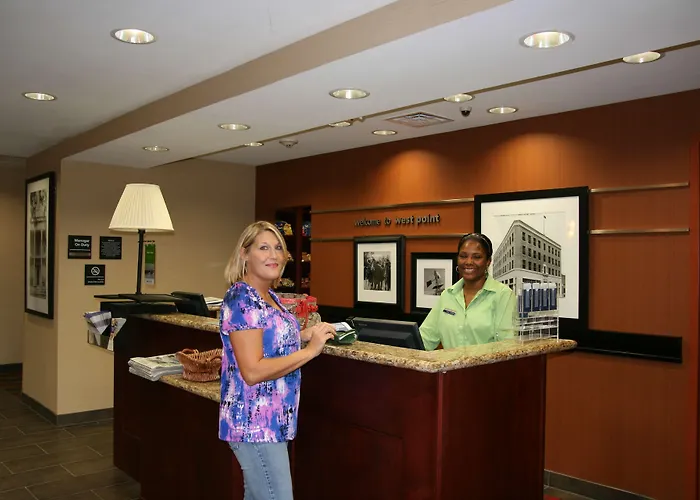 Hampton Inn And Suites West Point