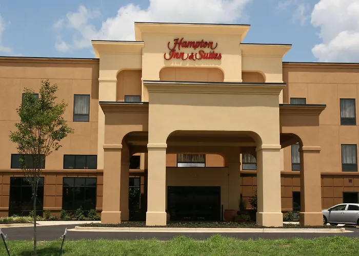 Hampton Inn And Suites West Point