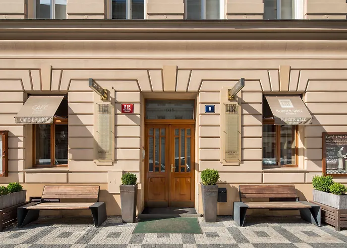 Hunger Wall Residence Praag
