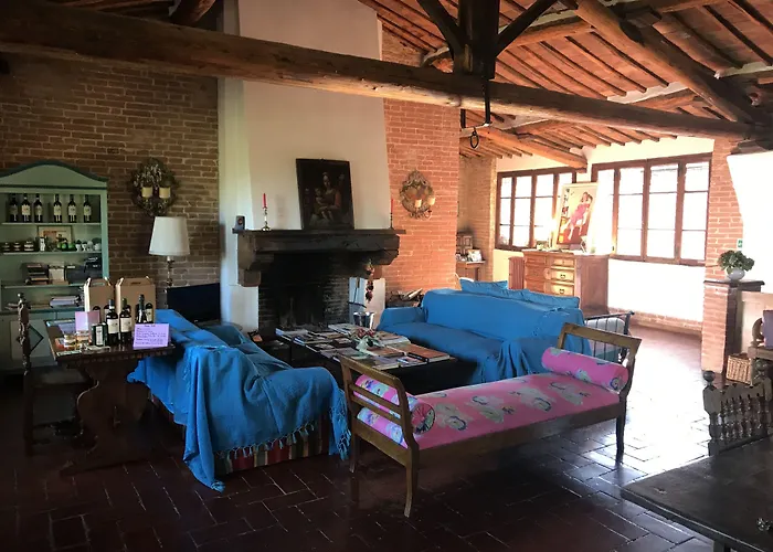 Castello Delle Quattro Torra Bed & Breakfast Siena