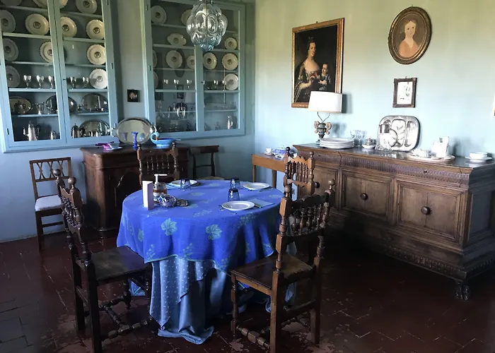 Castello Delle Quattro Torra Bed & Breakfast Siena