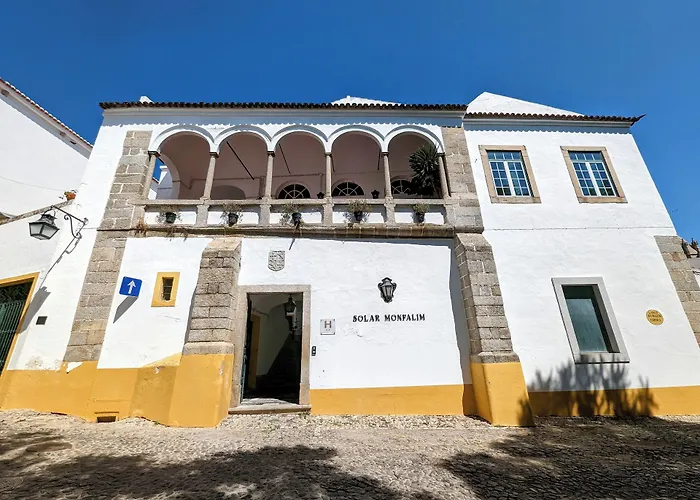 Hotel Solar De Monfalim Evora