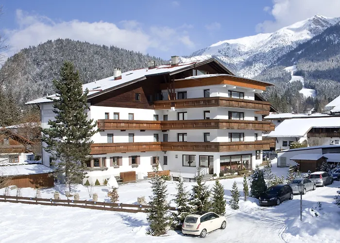 Hotel Schoenegg Seefeld in Tirol