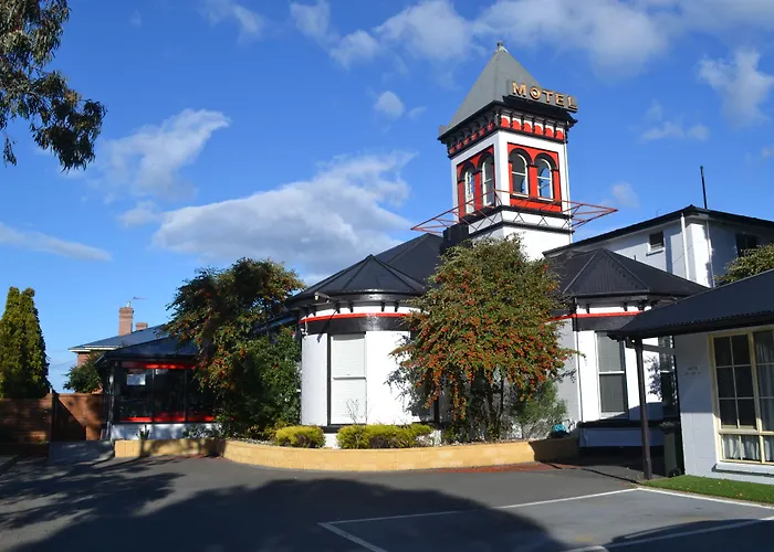 Hobart Tower Motel