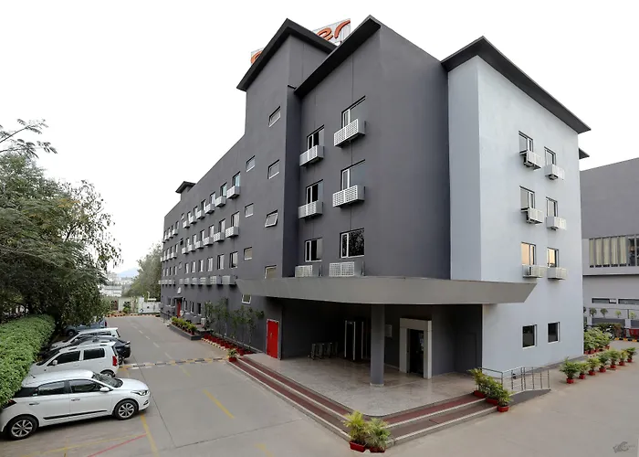 Nashik Hotel