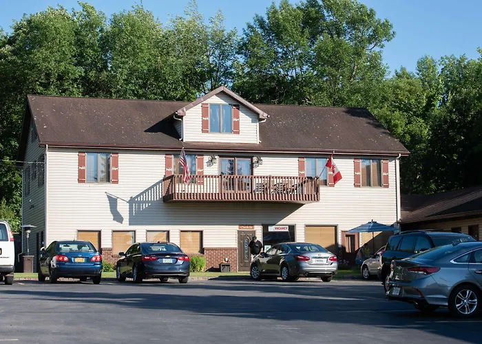 Blue Spruce Motel Massena