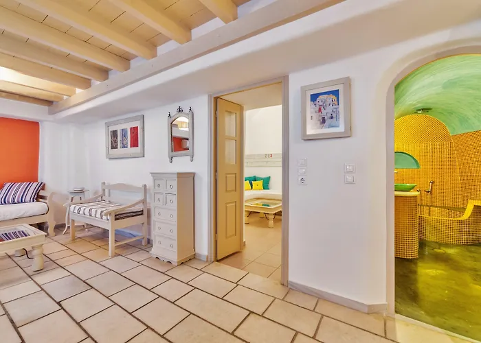 Chroma Suites Oia