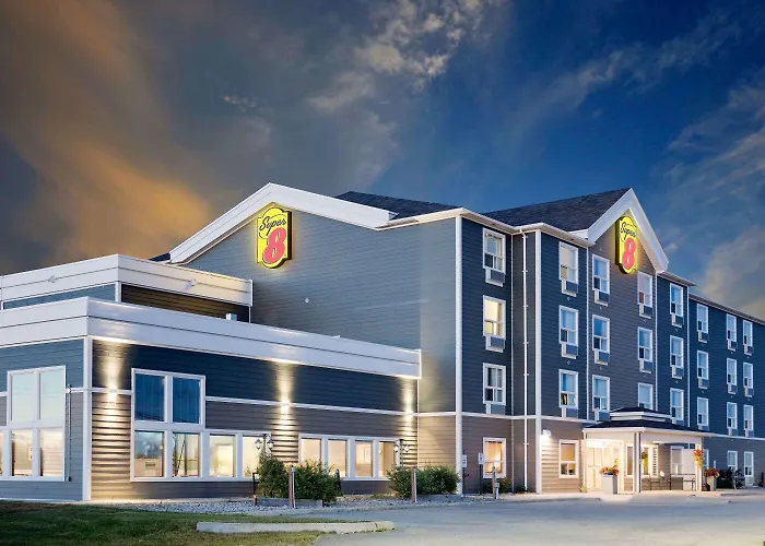 Super 8 By Wyndham Kapuskasing Hotel