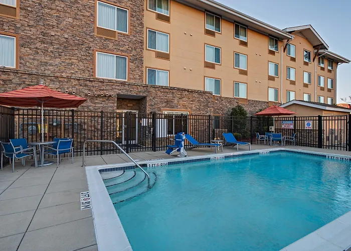 Towneplace Suites Fayetteville Cross Creek