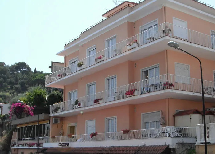 Hotel Nettuno Diano Marina