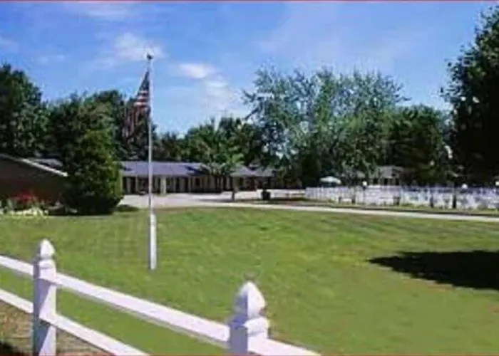 The Tallwood Motel Wells