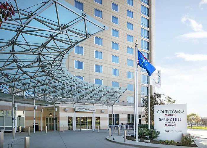 Hotel Courtyard By Marriott Indianapolis Downtown