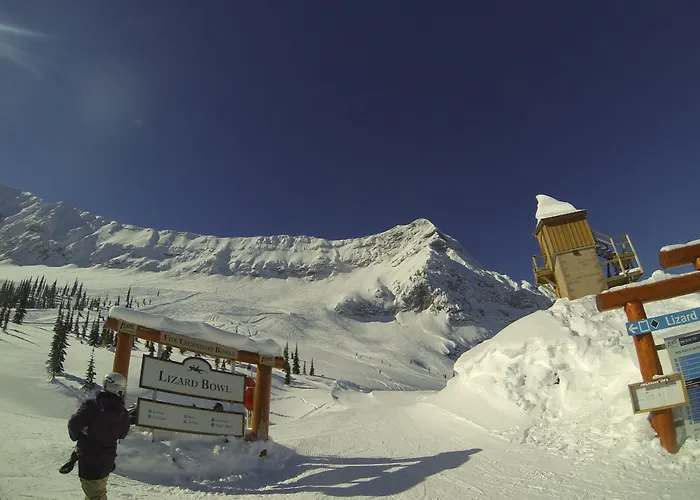 Fernie Slopeside Lodge