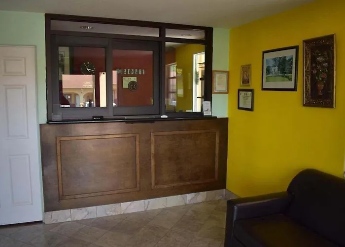 Residents Suites Liberty