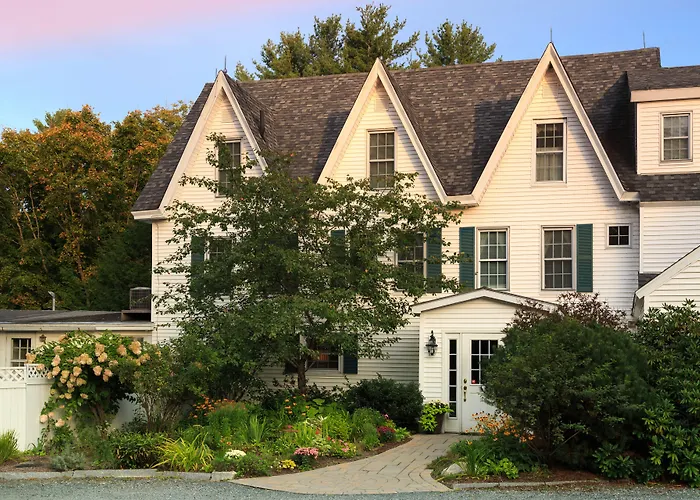 Inn At Pleasant Lake New London