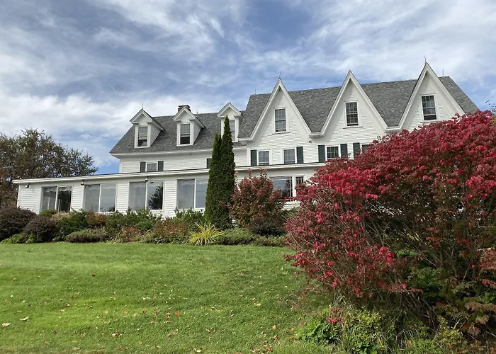 Inn At Pleasant Lake New London