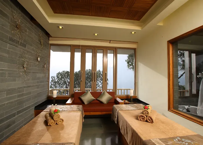 Moksha Himalaya Spa Resort Parwanoo