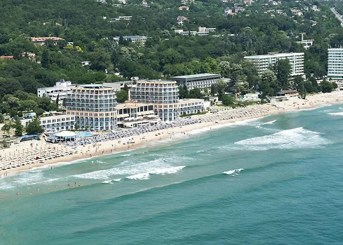 Azalia Beach Hotel Balneo&SPA Saints Constantine and Helena