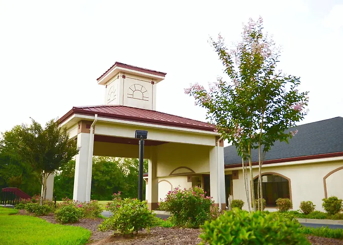 Red Roof Inn & Suites Commerce - Athens