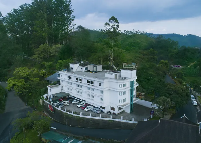 Issacs Residency Hotel Munnar