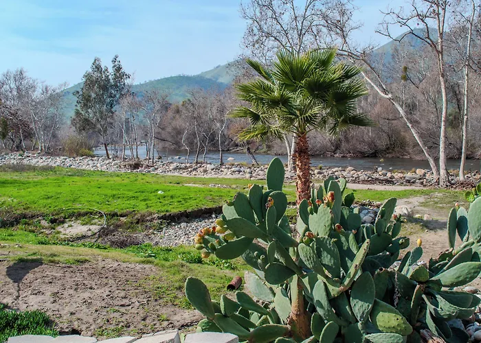 Sequoia Riverfront Cabins Three Rivers
