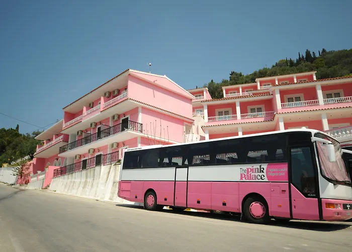 Pink Palace Beach Resort Agios Gordios 