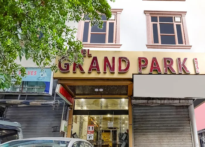 Hotel Grand Park Inn Delhi 