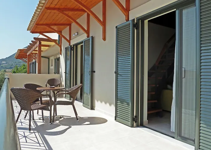 Eleana Boutique Hotel & Blue Infinity Nikiana