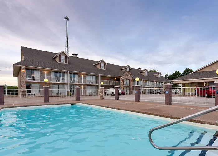 Interstate Inn Roland