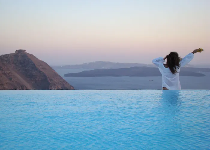 Aenaon Villas Imerovigli 
