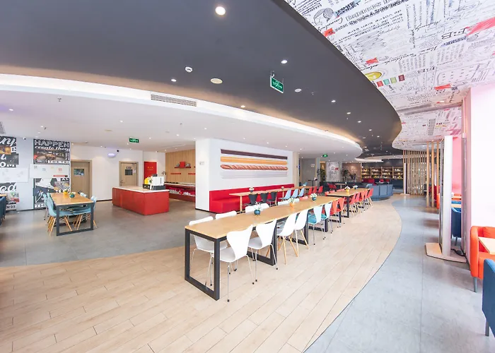 Ibis Shanghai New Internation Expo Center Lianyang Hotel