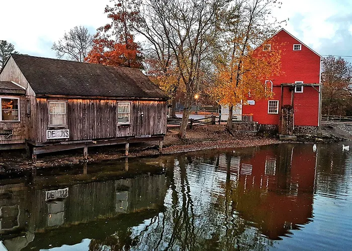 Colonial Inn Smithville