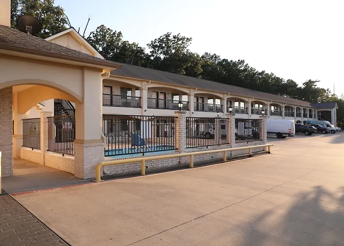 Motel 6-Tyler, Tx