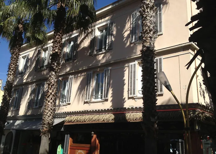 Hotel De La Pinede Juan-les-Pins