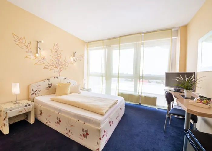 Europa Hotel Garni Free Parking Fuerth