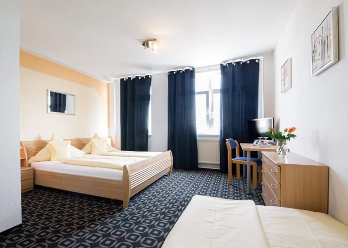 Europa Hotel Garni Free Parking Fuerth
