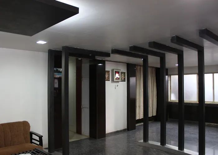 Hotel Sunny Mid-Town Mahabaleshwar