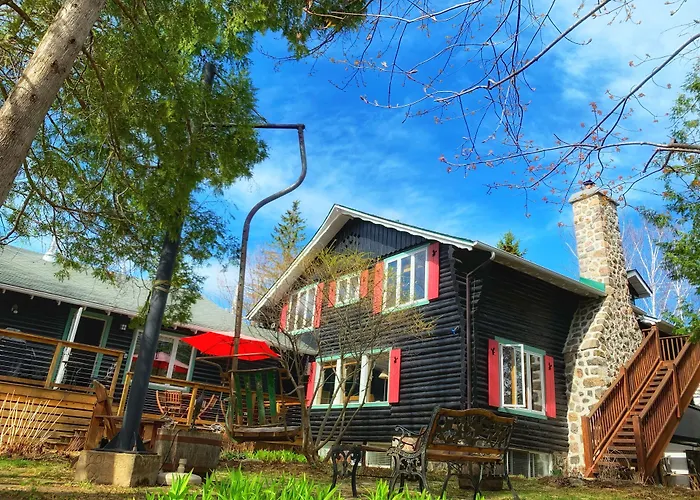 Auberge Le Lupin-Self Check-In Mont-Tremblant