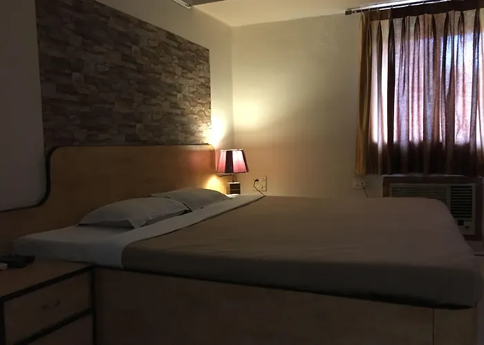 Hotel Grand Arjun Raipur 