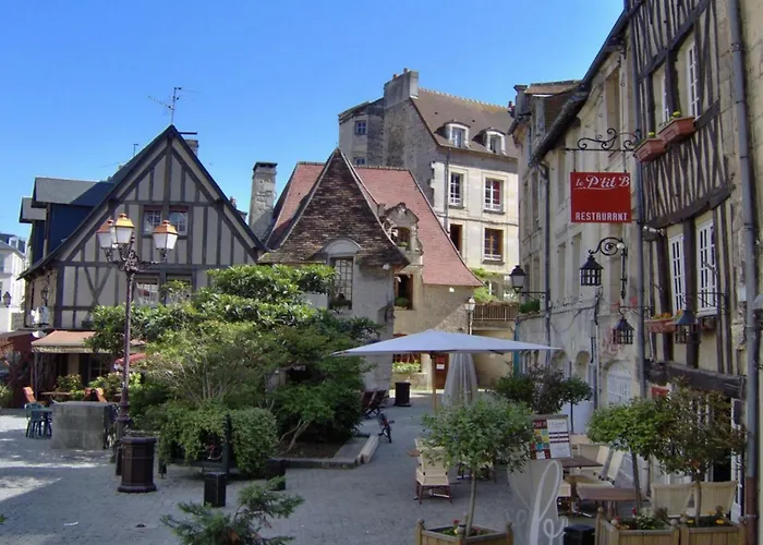 Hotel Des Quatrans Caen