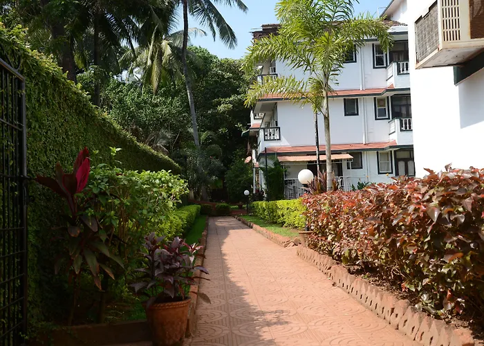 Valentines Retreat - Near Candolim Beach