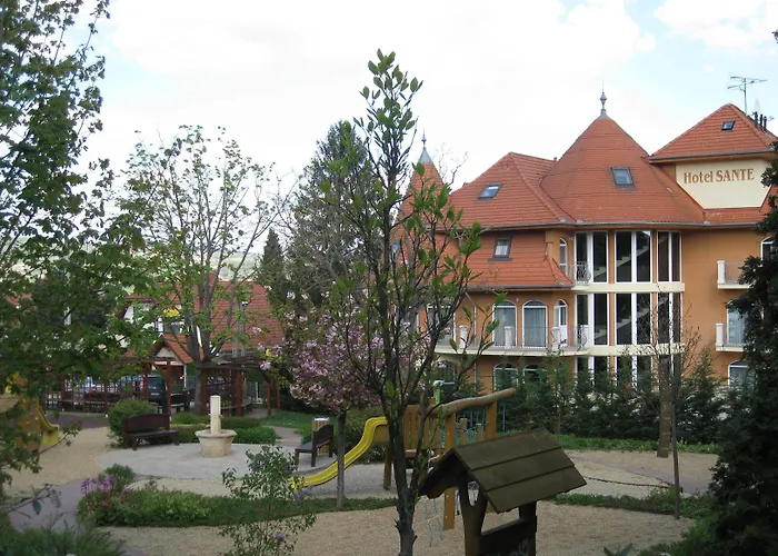 Sante Heviz Bed & Breakfast