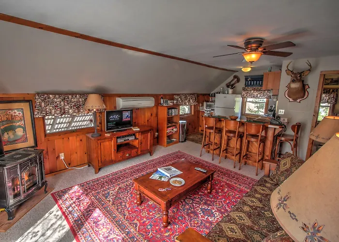 Phineas Swann Inn & Spa Montgomery Center