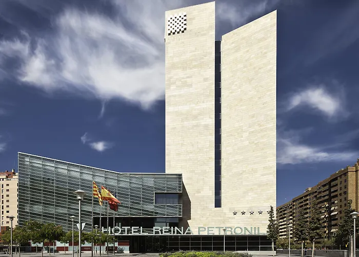 Hotel Reina Petronila Saragosse