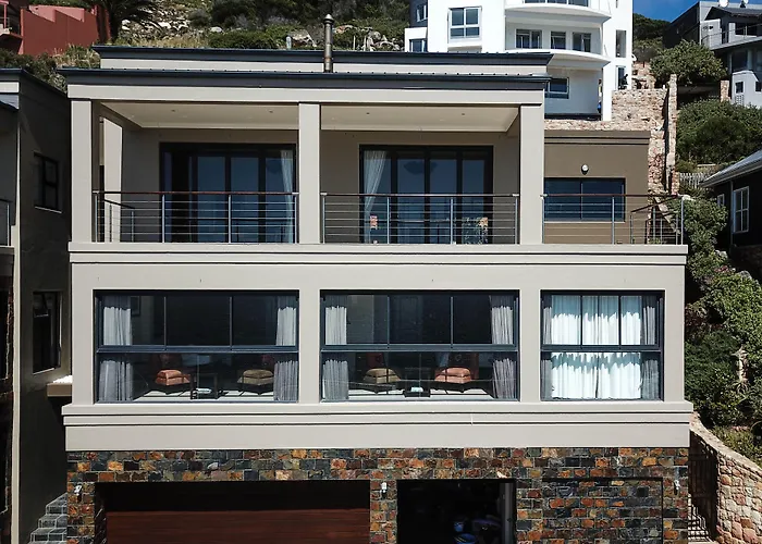 Simon'S Town Guest House